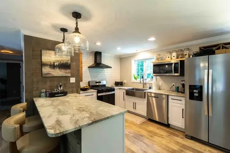 21 Woodcrest Drive Ossipee NH 03864