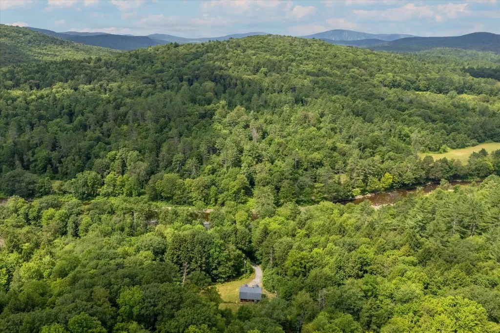 2949 Route 131 Cavendish VT 05142