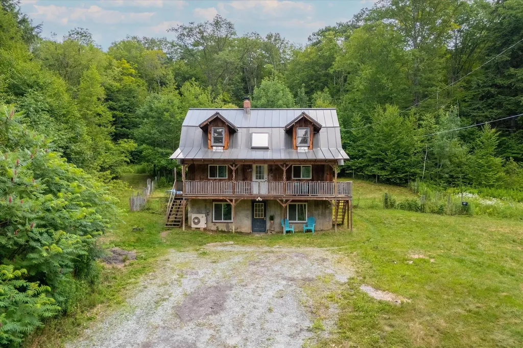 2949 Route 131 Cavendish VT 05142