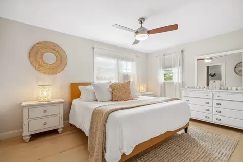 131 Franklin Street Seabrook NH 03874