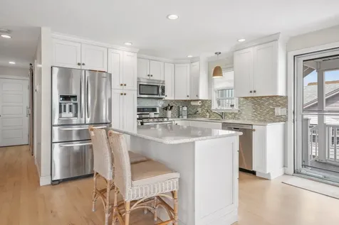 131 Franklin Street Seabrook NH 03874