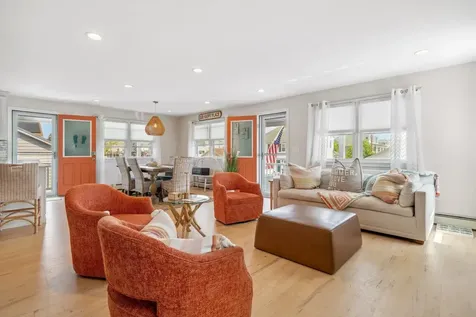 131 Franklin Street Seabrook NH 03874