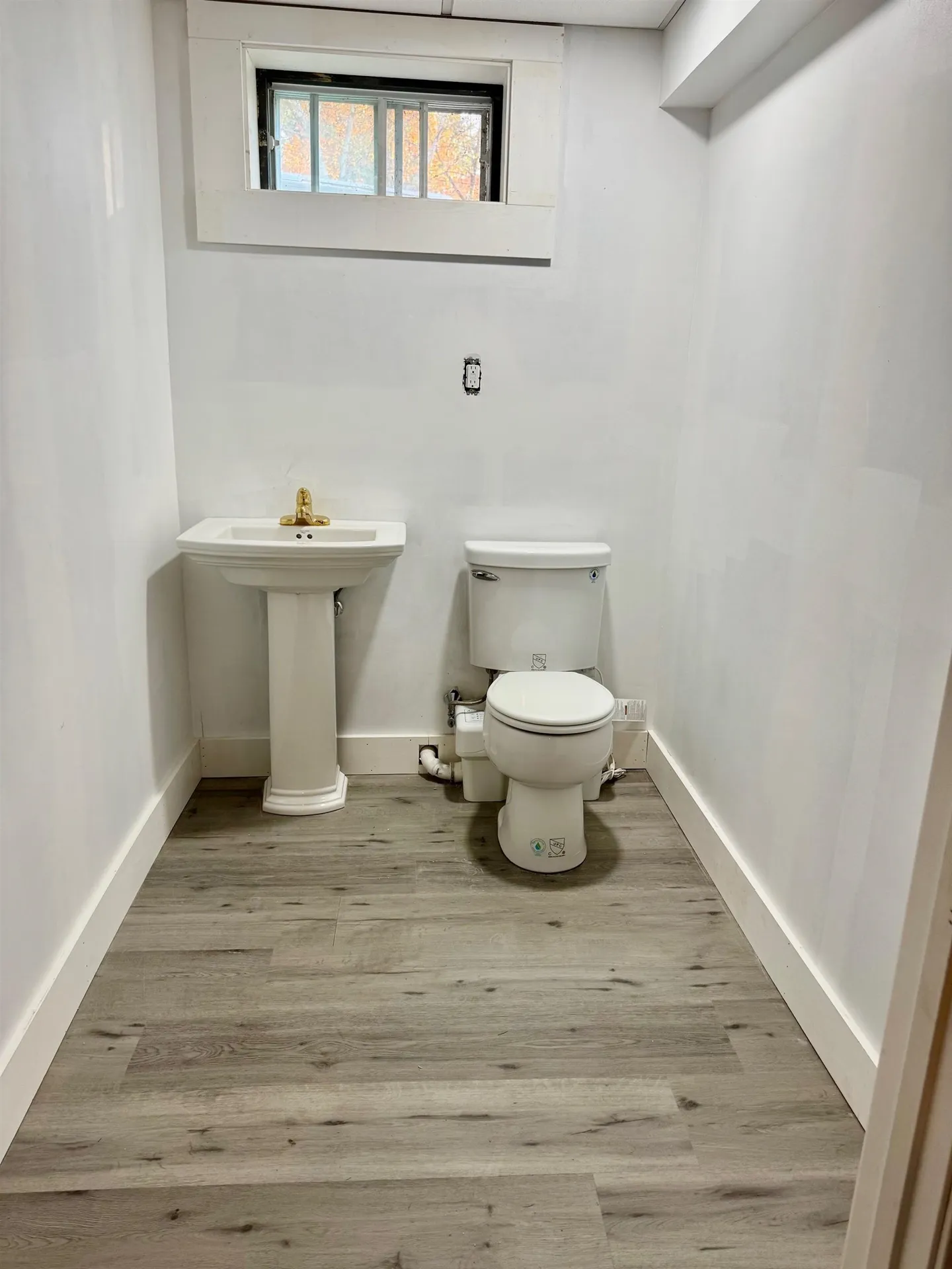 15 Waters Edge Road Swanzey NH 03446