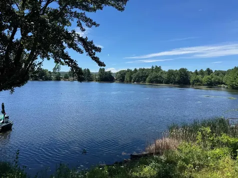 15 Waters Edge Road Swanzey NH 03446