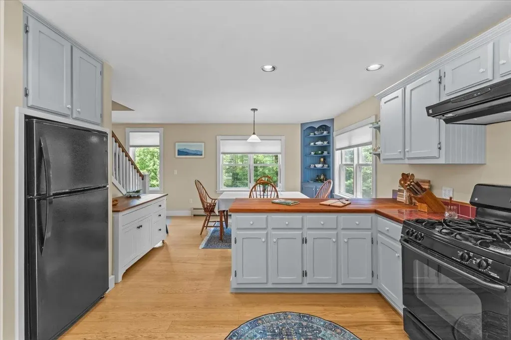 26 Sterling View Elmore VT 05661