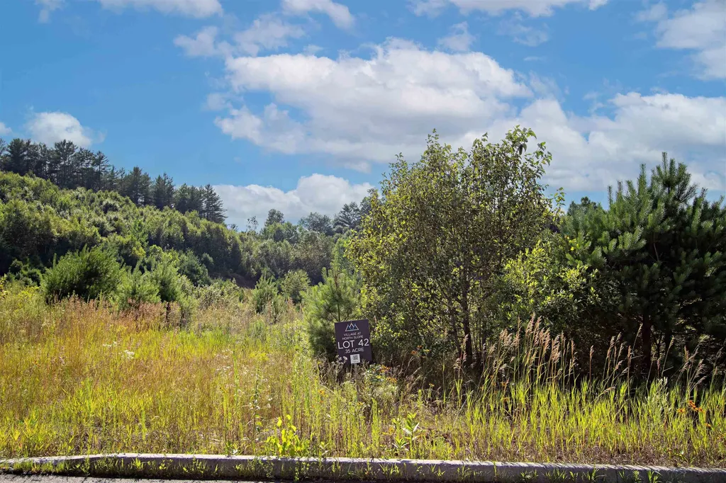 000 Deer Creek Lane St. Johnsbury VT 05819