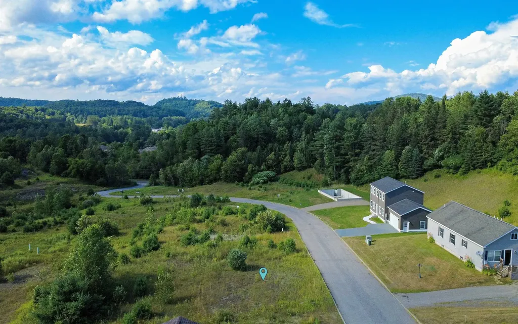 00 Deer Creek Lane St. Johnsbury VT 05819