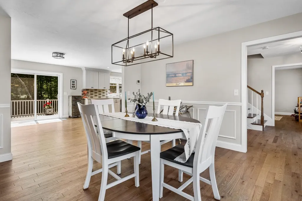 22 Innisbrook Drive Pelham NH 03076