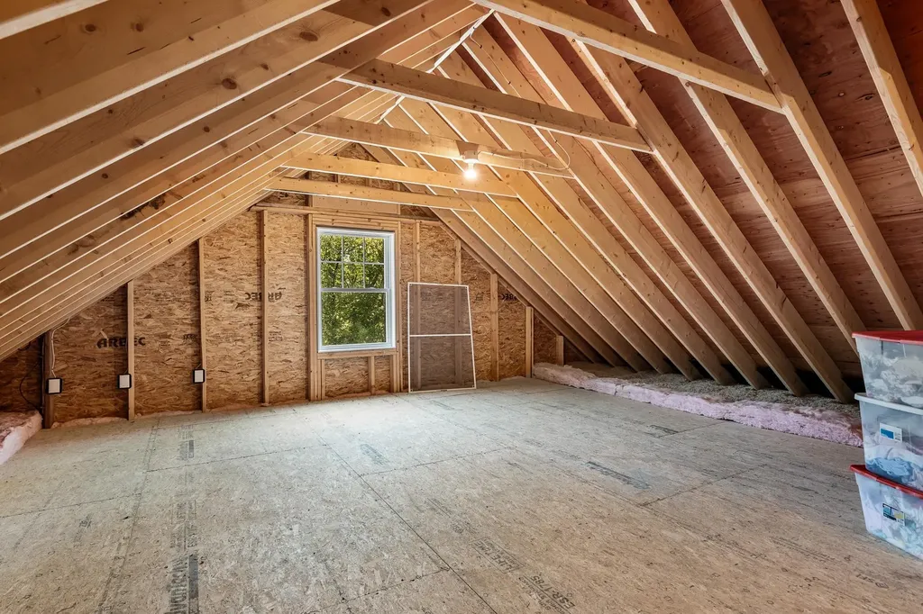22 Innisbrook Drive Pelham NH 03076