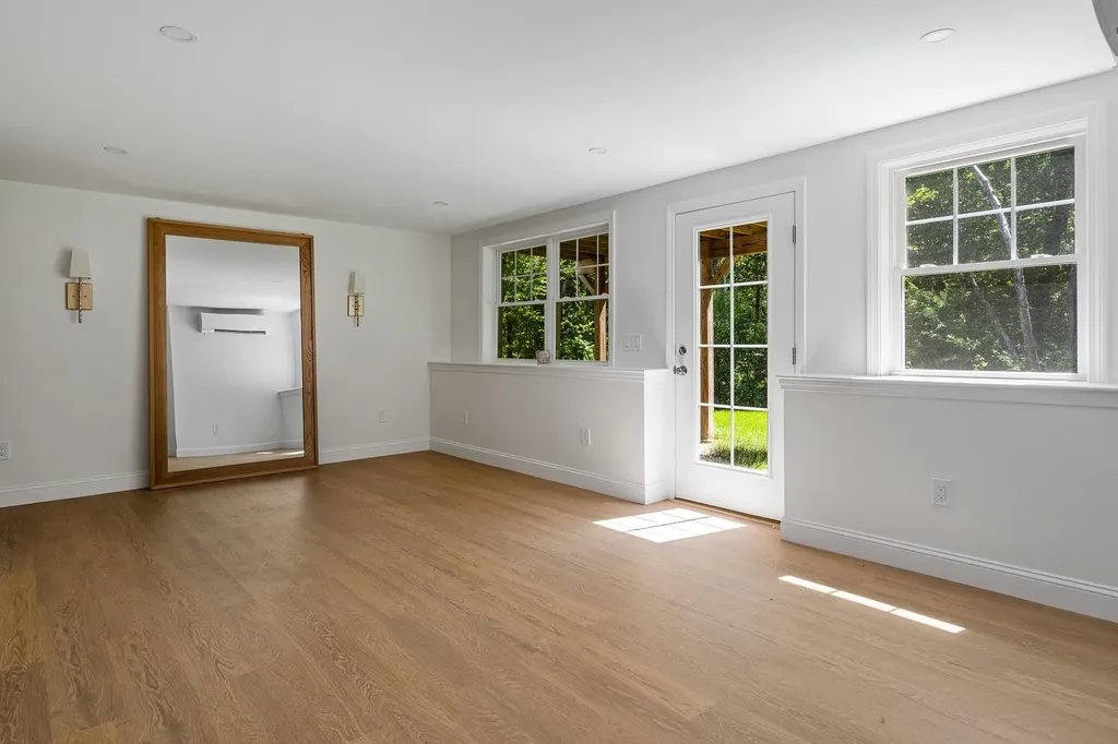 22 Innisbrook Drive Pelham NH 03076