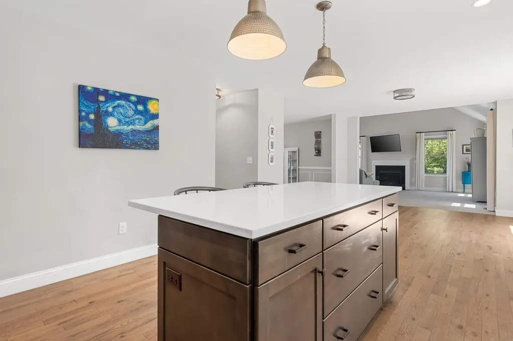 22 Innisbrook Drive Pelham NH 03076