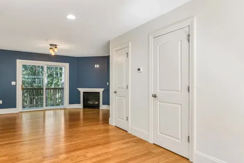 39 Breckenridge Way Laconia NH 03246