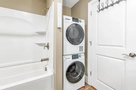 39 Breckenridge Way Laconia NH 03246