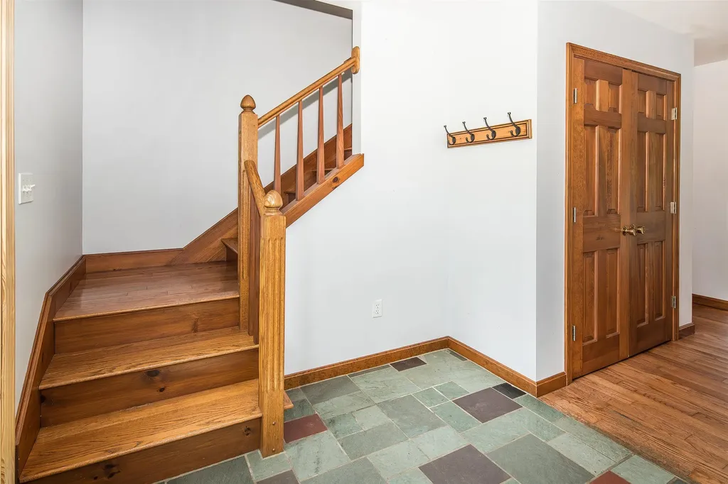 228 Leonard Road Sharon VT 05065