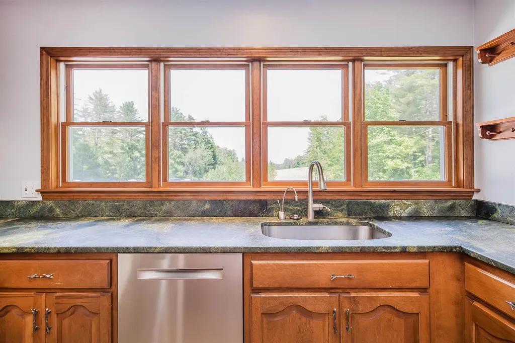 228 Leonard Road Sharon VT 05065