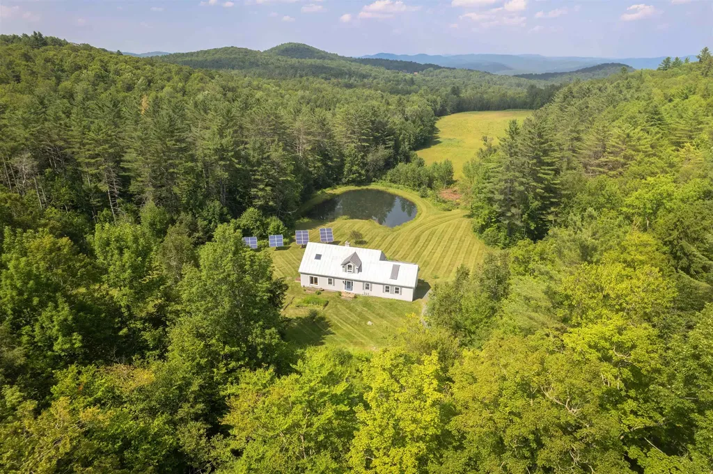 228 Leonard Road Sharon VT 05065