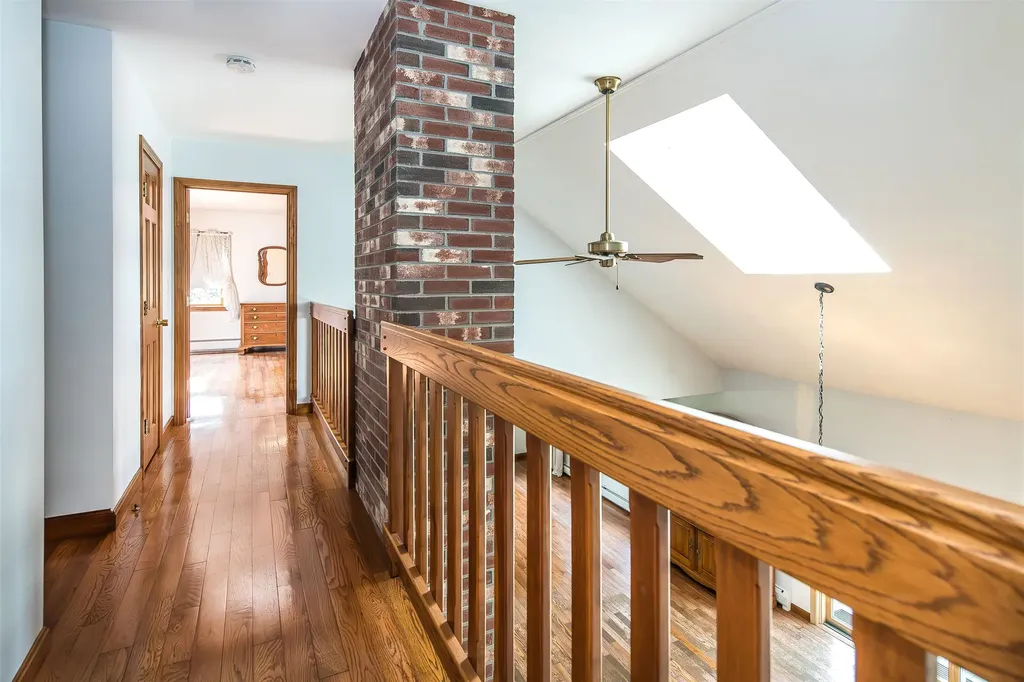 228 Leonard Road Sharon VT 05065