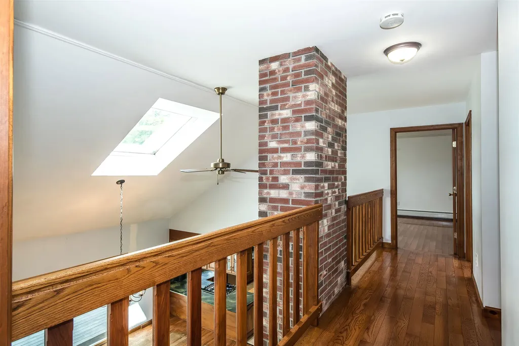 228 Leonard Road Sharon VT 05065