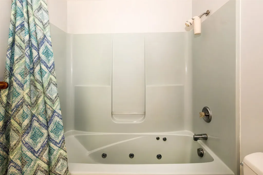 228 Leonard Road Sharon VT 05065