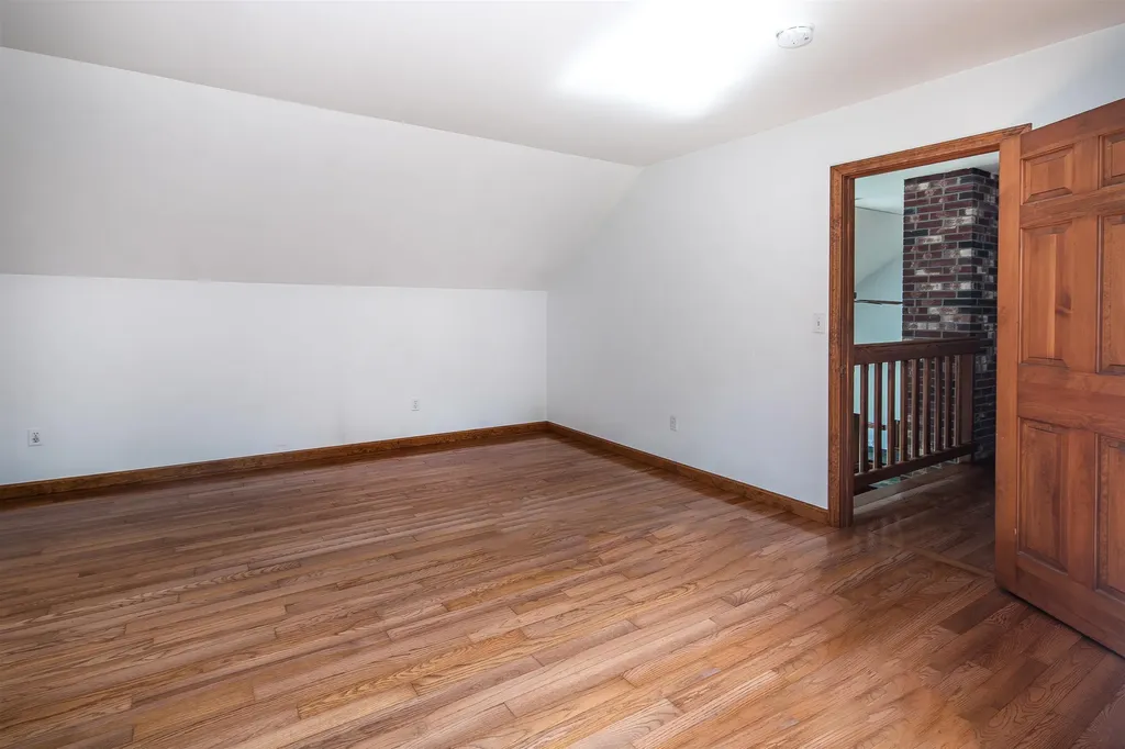 228 Leonard Road Sharon VT 05065