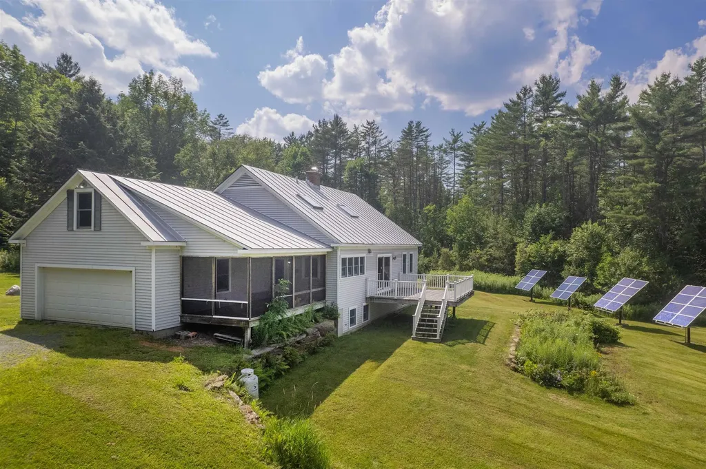 228 Leonard Road Sharon VT 05065