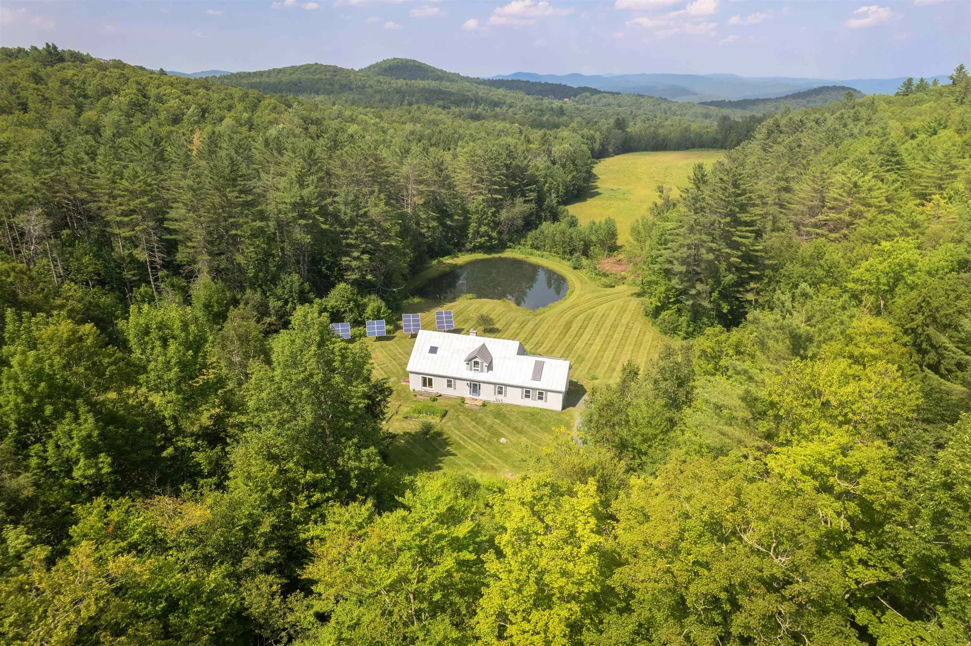 228 Leonard Road Sharon VT 05065