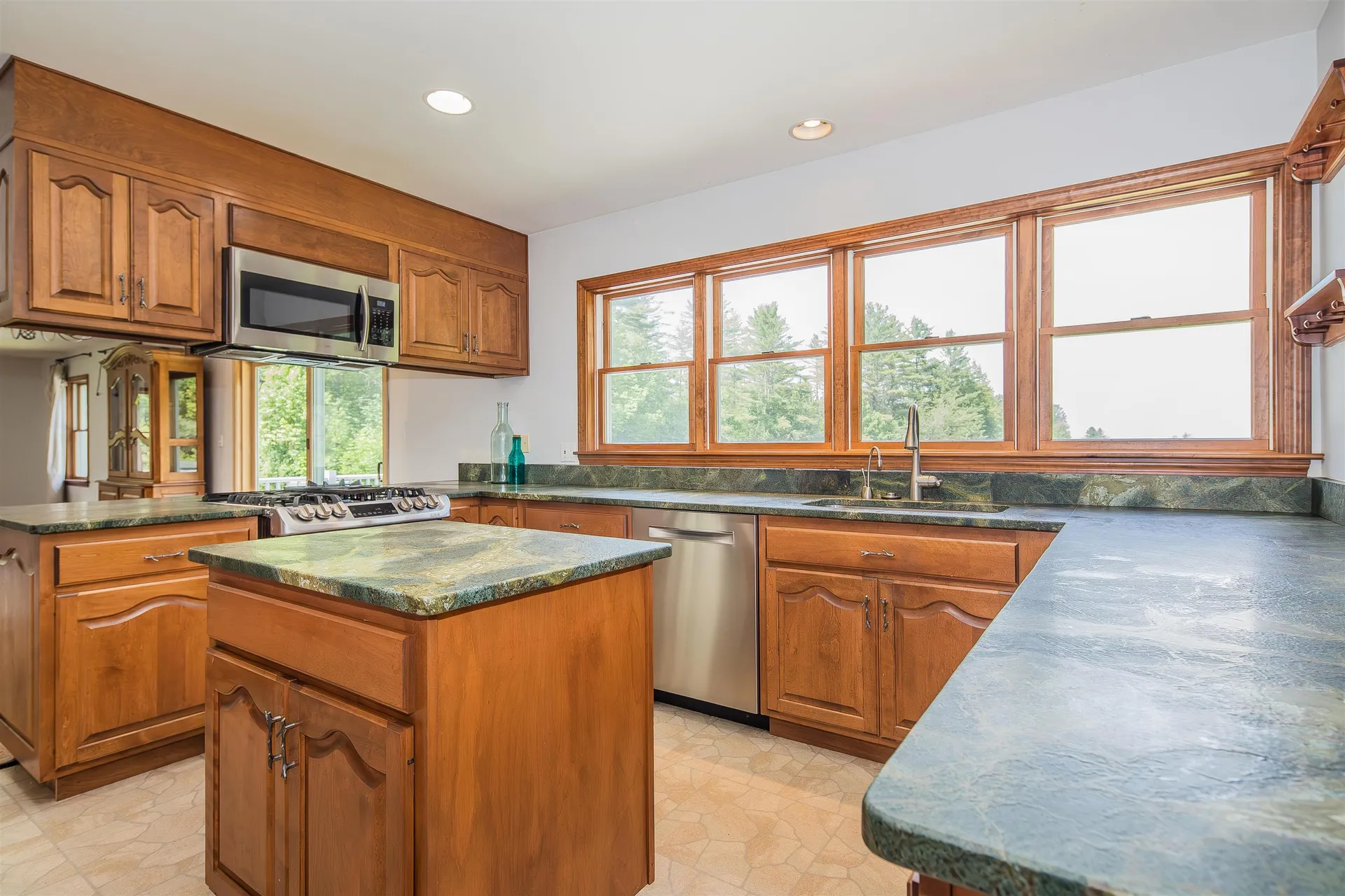 228 Leonard Road Sharon VT 05065