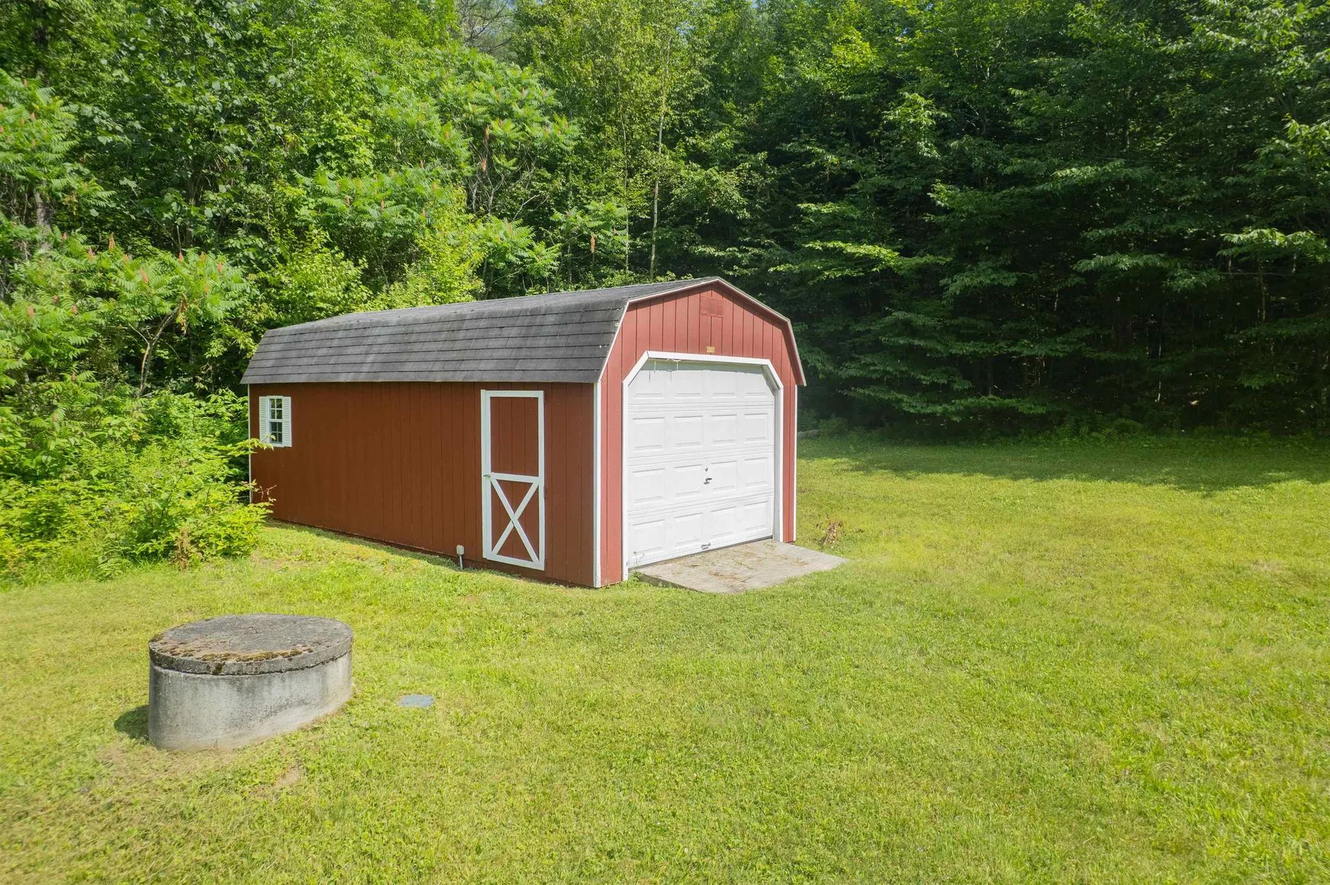 228 Leonard Road Sharon VT 05065