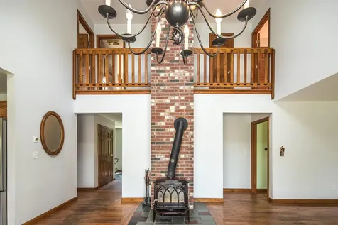 228 Leonard Road Sharon VT 05065