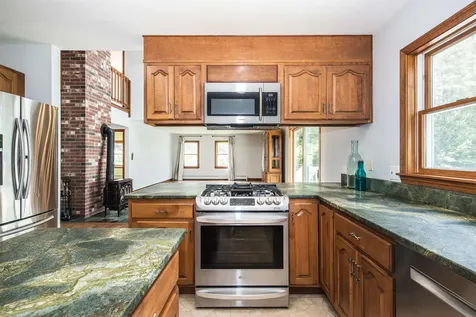 228 Leonard Road Sharon VT 05065