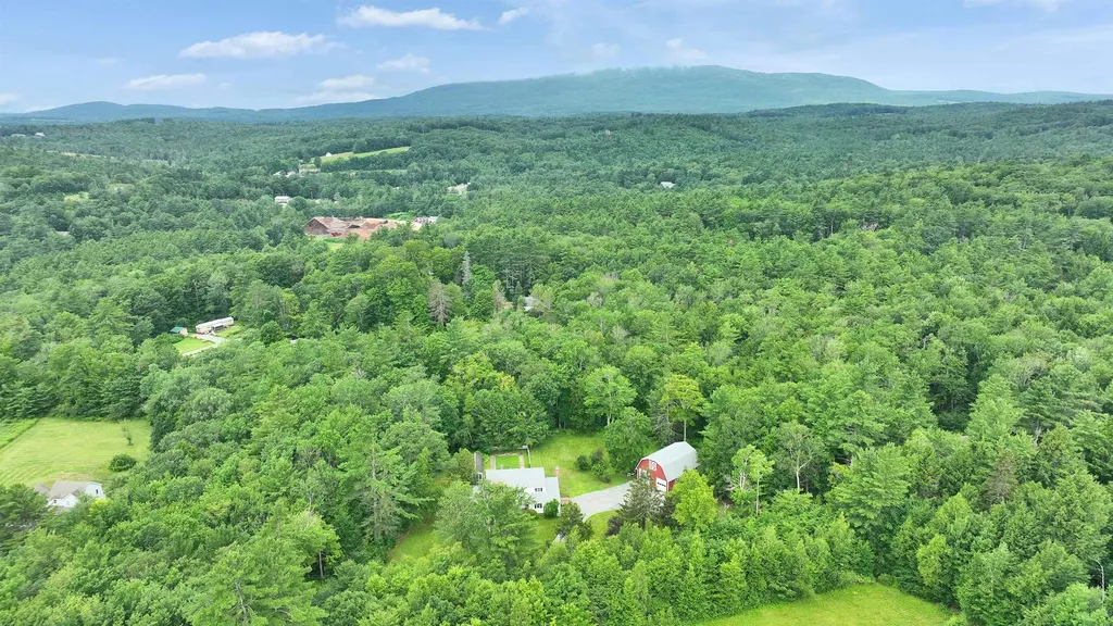 29 Dean Farm Road Jaffrey NH 03452
