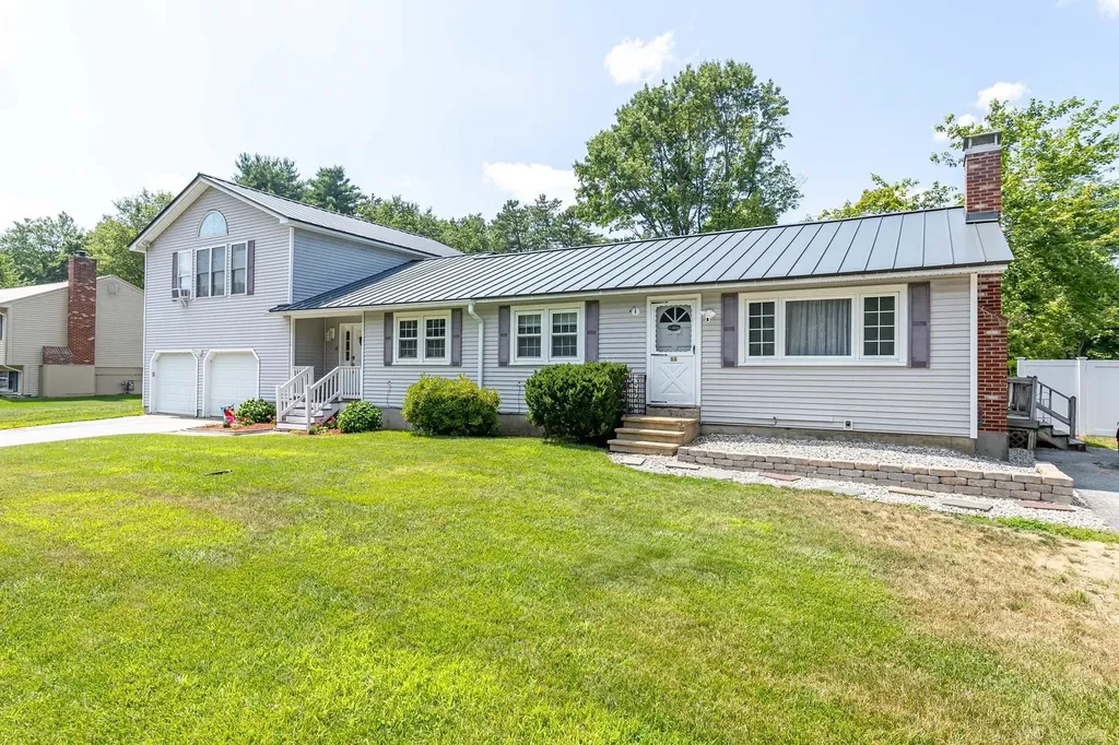 11 Broken Ground Drive Concord NH 03301