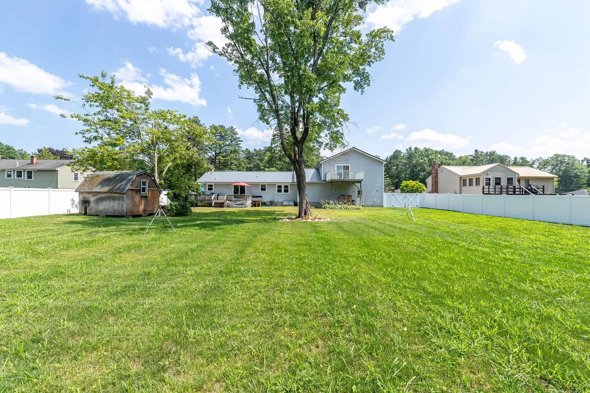 11 Broken Ground Drive Concord NH 03301