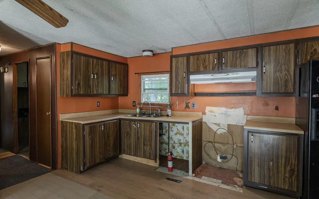 19 Pine Grove Road Alstead NH 03602