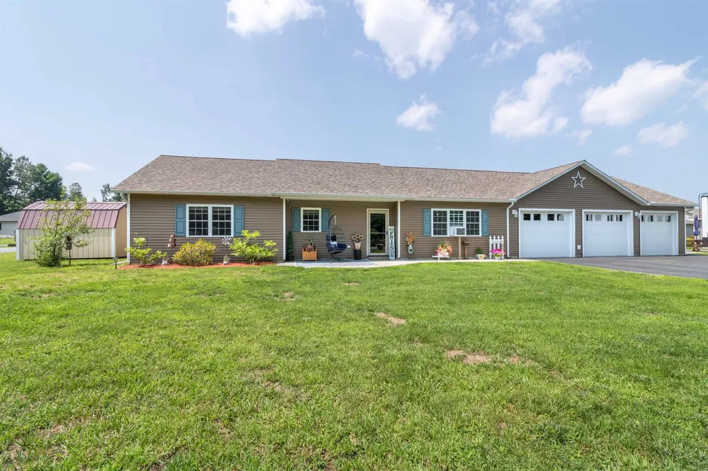 120 Dashner Circle Derby VT 05830