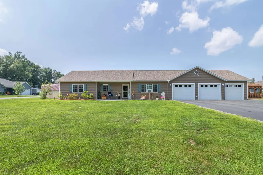 120 Dashner Circle Derby VT 05830