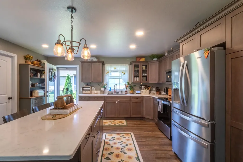 120 Dashner Circle Derby VT 05830