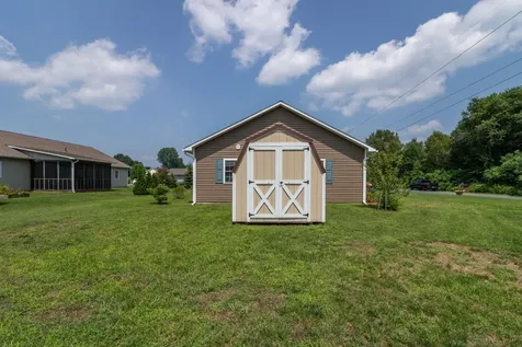 120 Dashner Circle Derby VT 05830