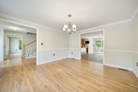 95 Lady Slipper Lane Chester NH 03036