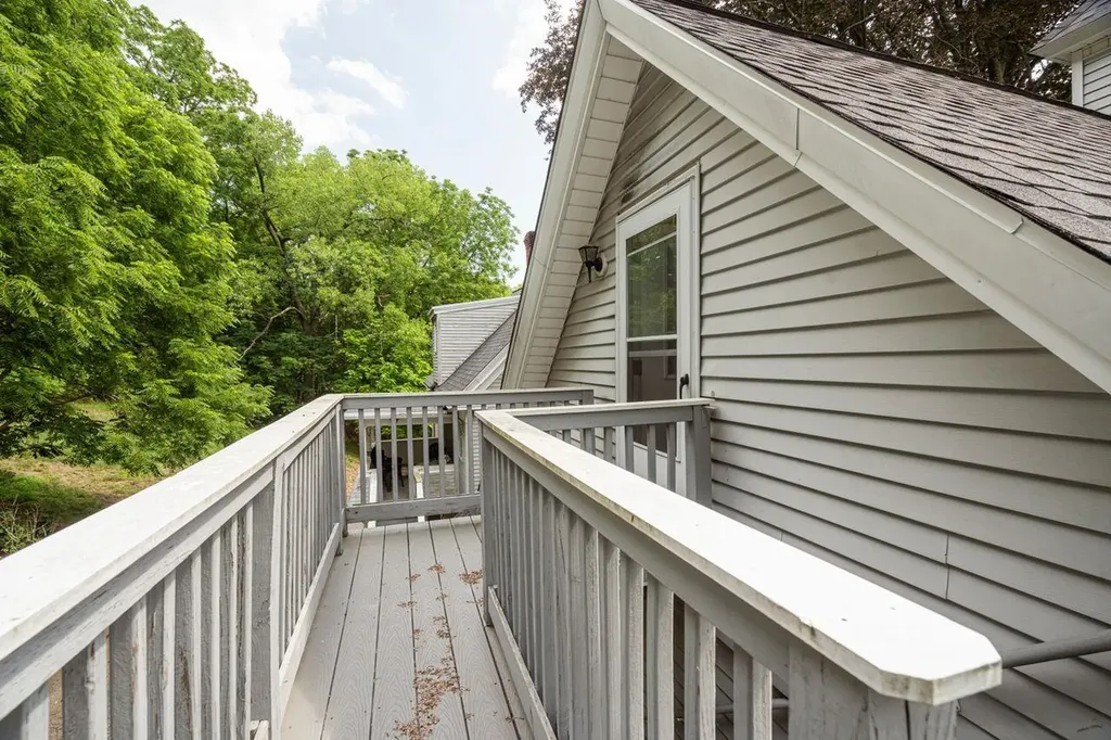 34 Floral Avenue Dover NH 03820