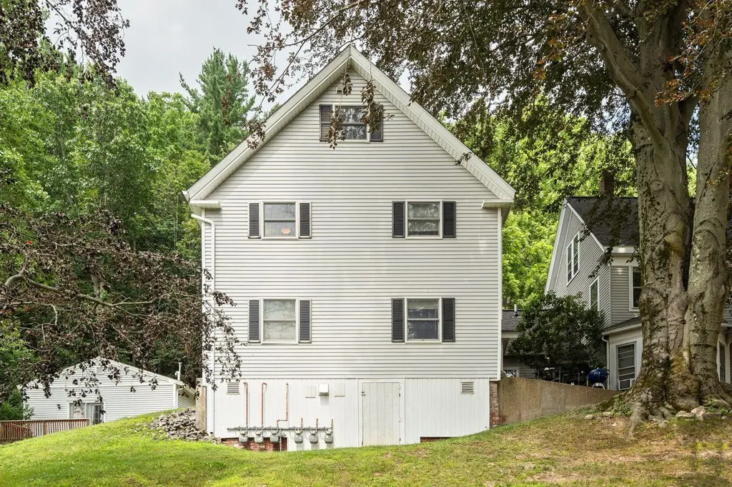 34 Floral Avenue Dover NH 03820
