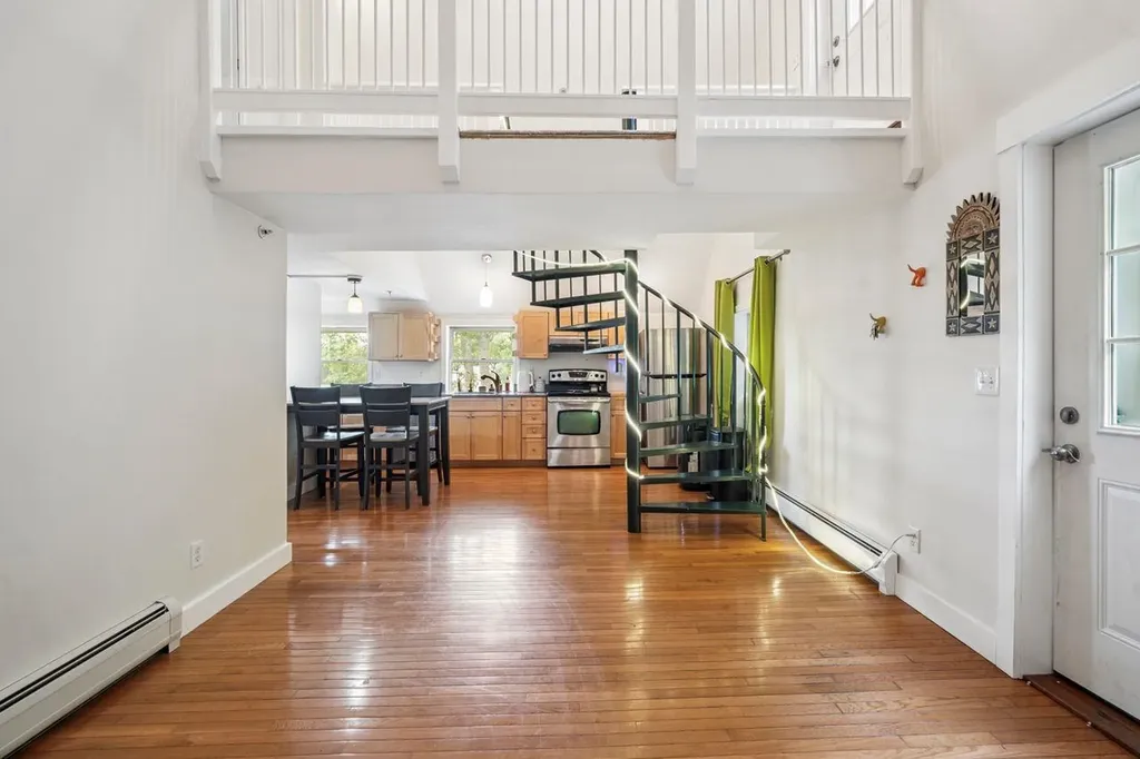 34 Floral Avenue Dover NH 03820