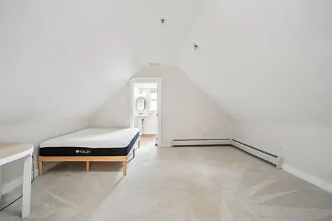 34 Floral Avenue Dover NH 03820