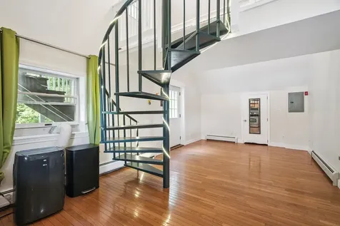 34 Floral Avenue Dover NH 03820