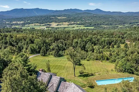 24 Upper Judson Lane Stowe VT 05672