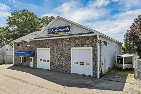14 Boynton Lane Seabrook NH 03874