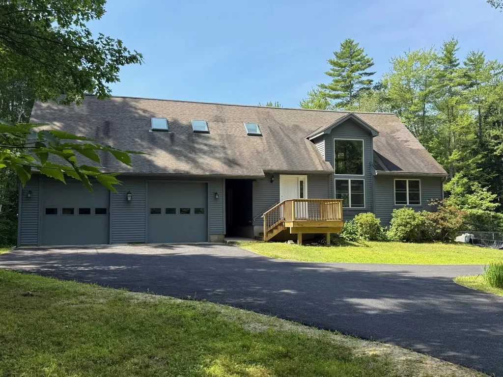 95 Blackwater Road Concord NH 03303