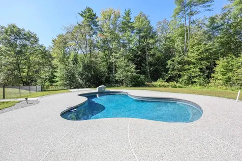 95 Blackwater Road Concord NH 03303