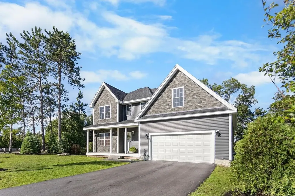6 Sable Way Manchester NH 03102
