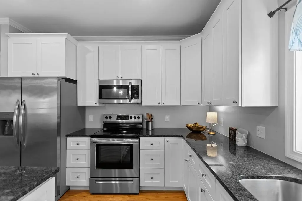6 Sable Way Manchester NH 03102